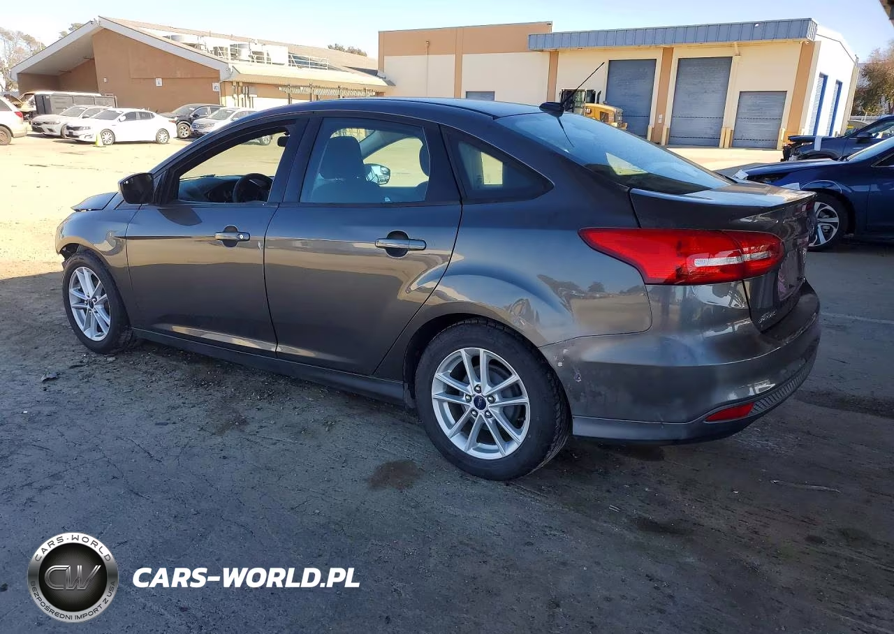 2016 Ford Focus Se VIN:1FADP3F27GL254634 - 2