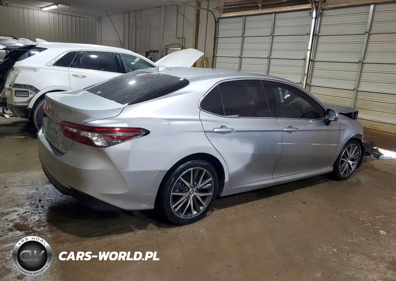 2023 Toyota Camry Xle VIN:4T1F31AK2PU618037 - 3