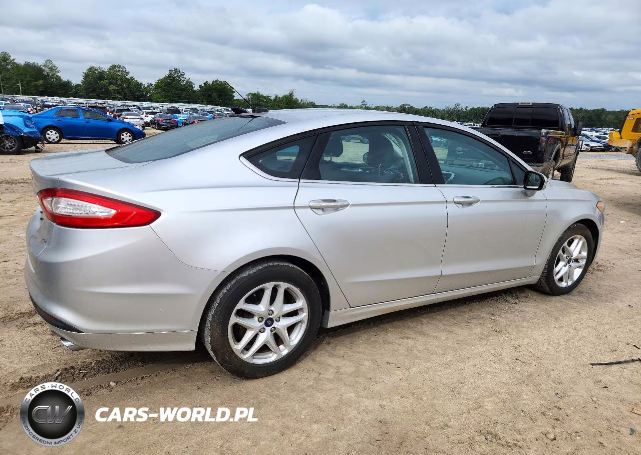 2014 Ford Fusion Se VIN:3FA6P0H75ER261984 - 3