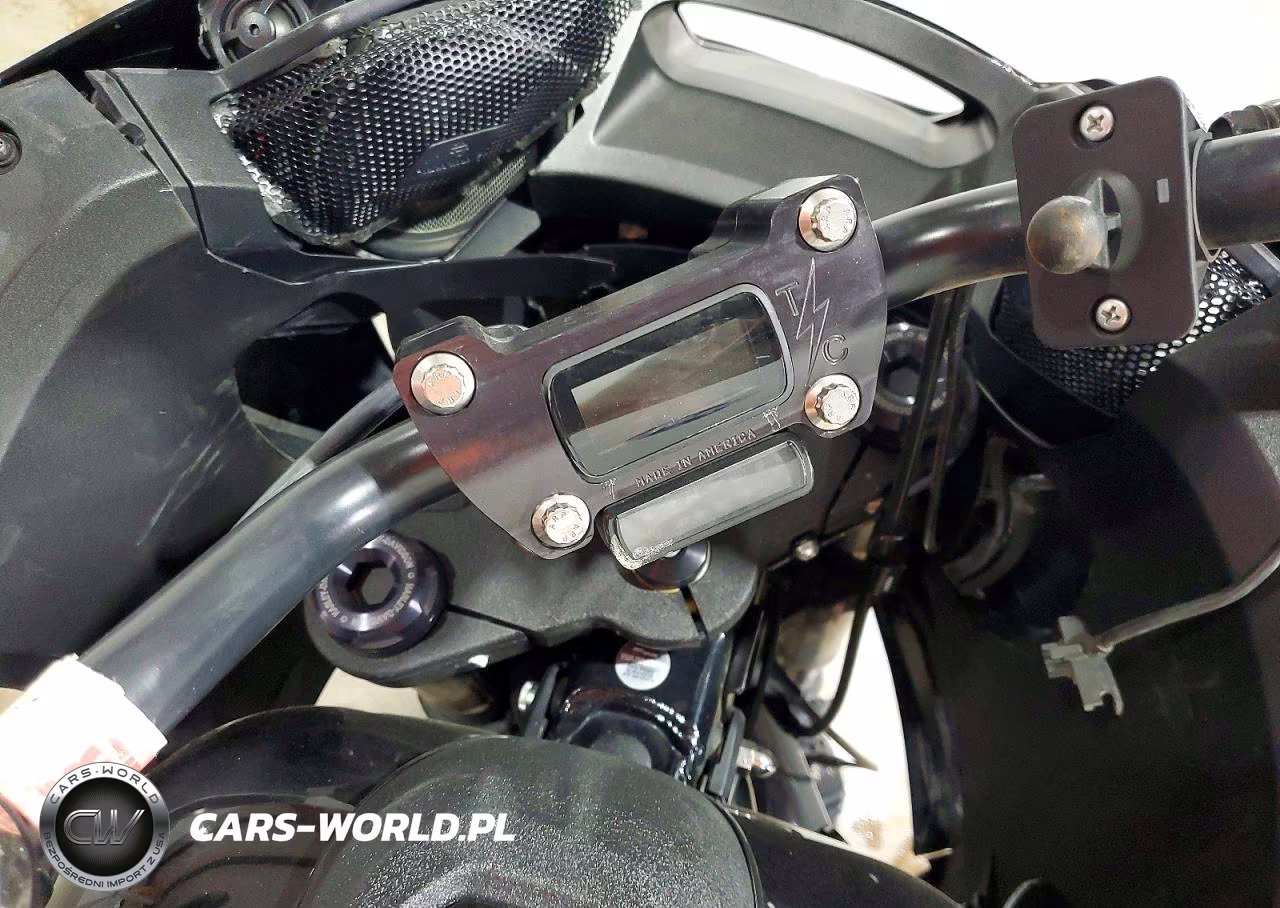 2023 Harley-Davidson Fxlrst VIN:1HD1YXZ13PB067660 - 7