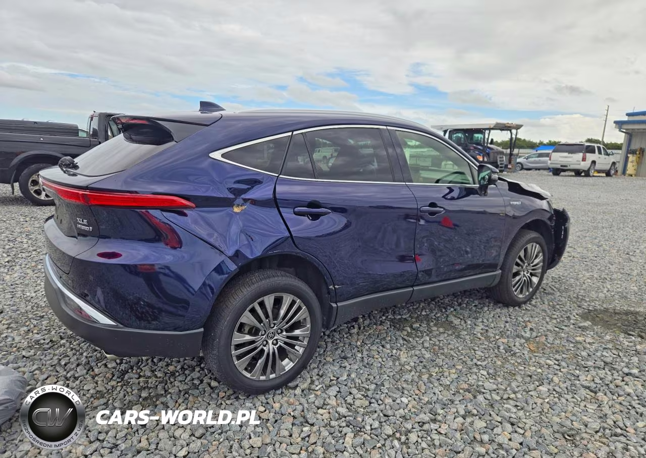 2021 Toyota Venza Xle VIN:JTEAAAAH5MJ024401 - 3