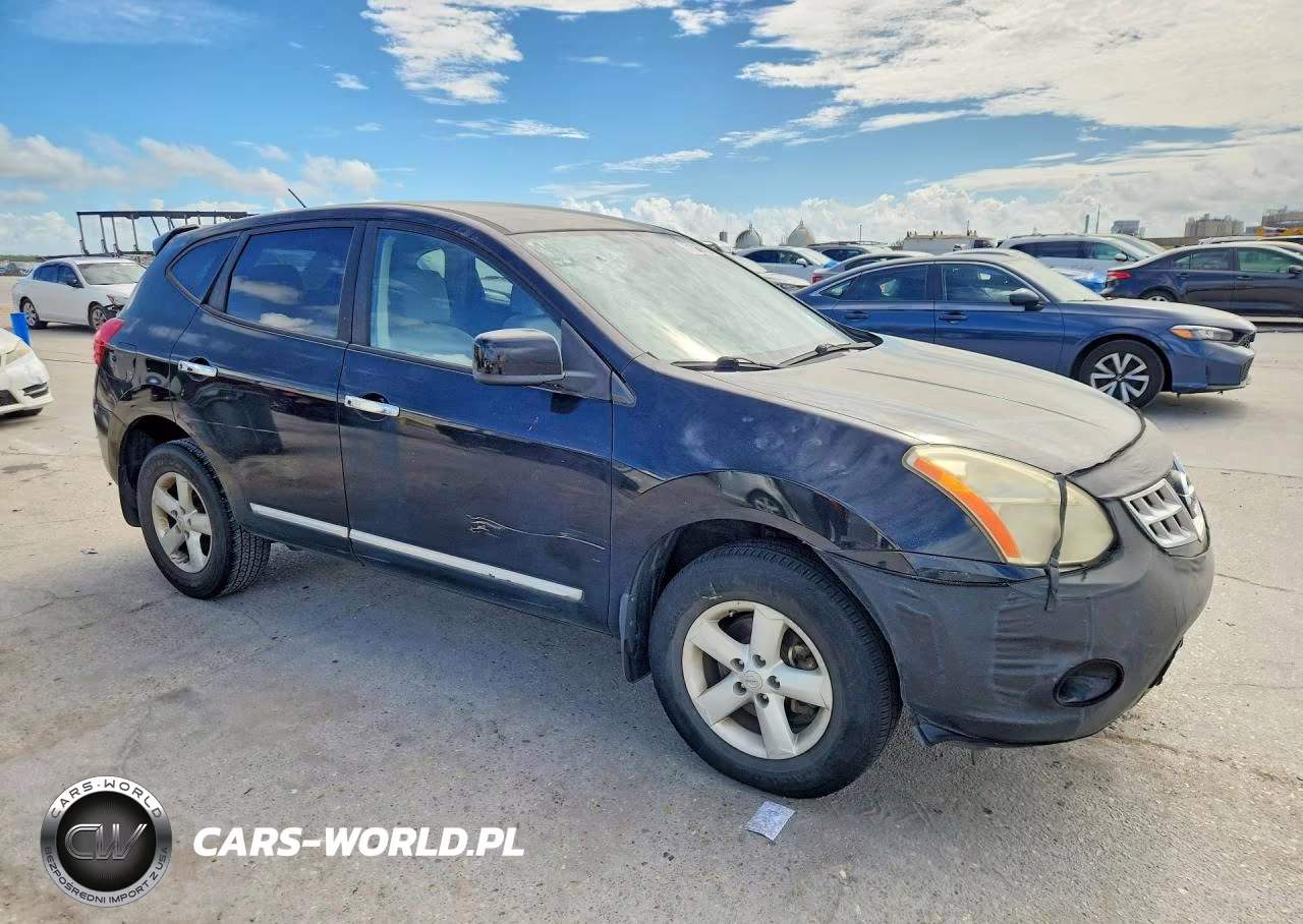 2013 Nissan Rogue S VIN:JN8AS5MT2DW539467 - 4