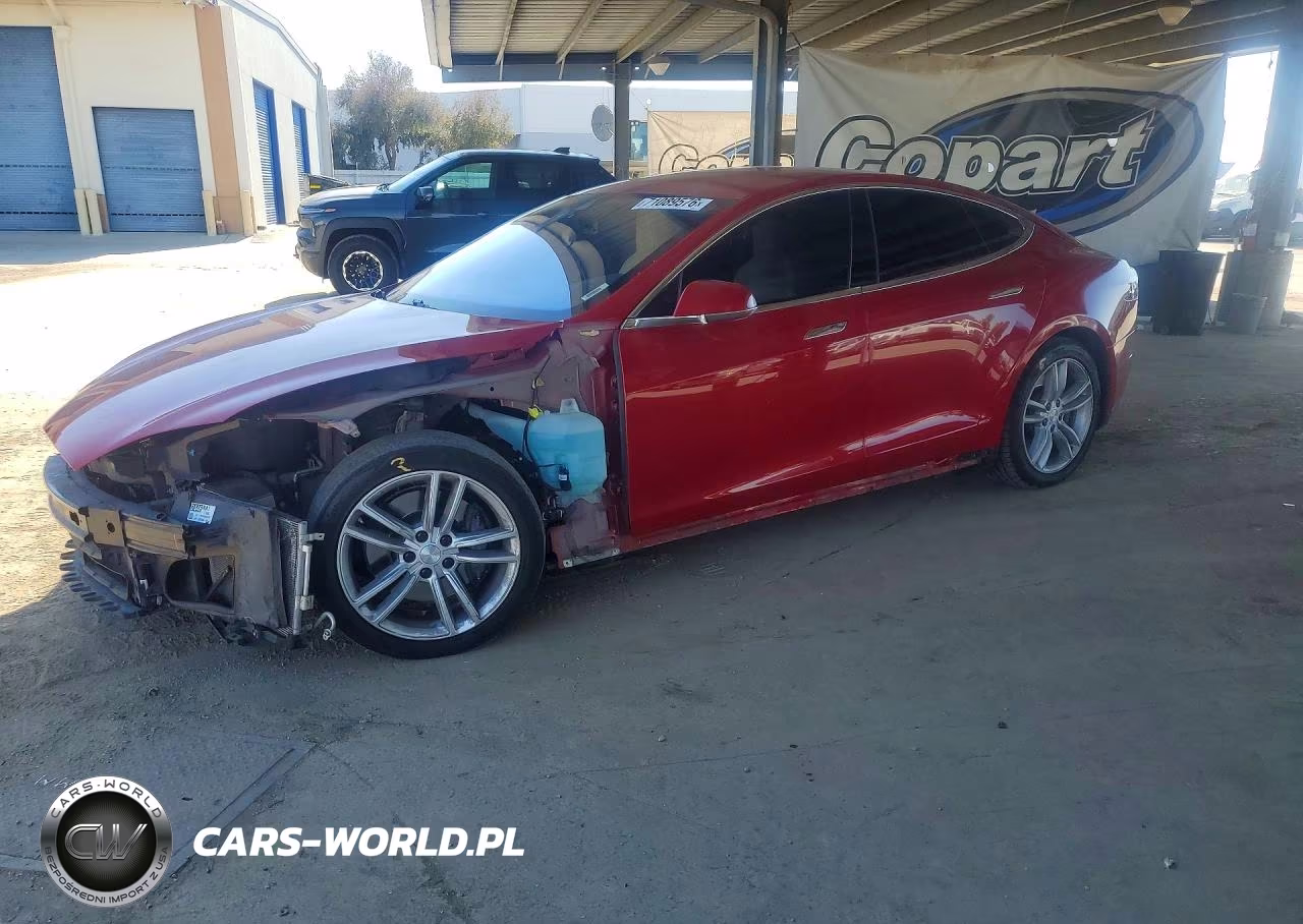 2015 Tesla Model S VIN:5YJSA1E23FF106877 - 1