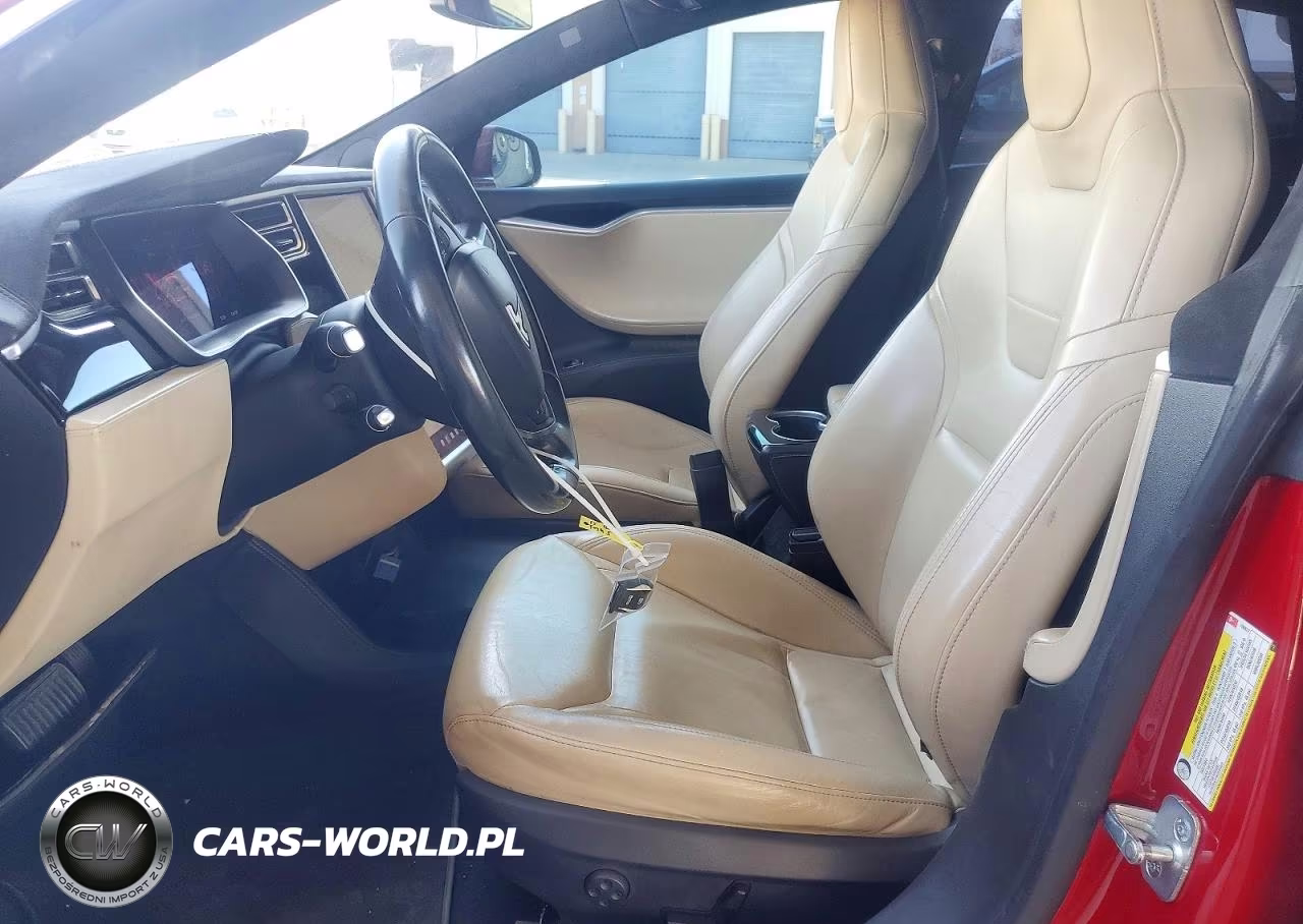 2015 Tesla Model S VIN:5YJSA1E23FF106877 - 7