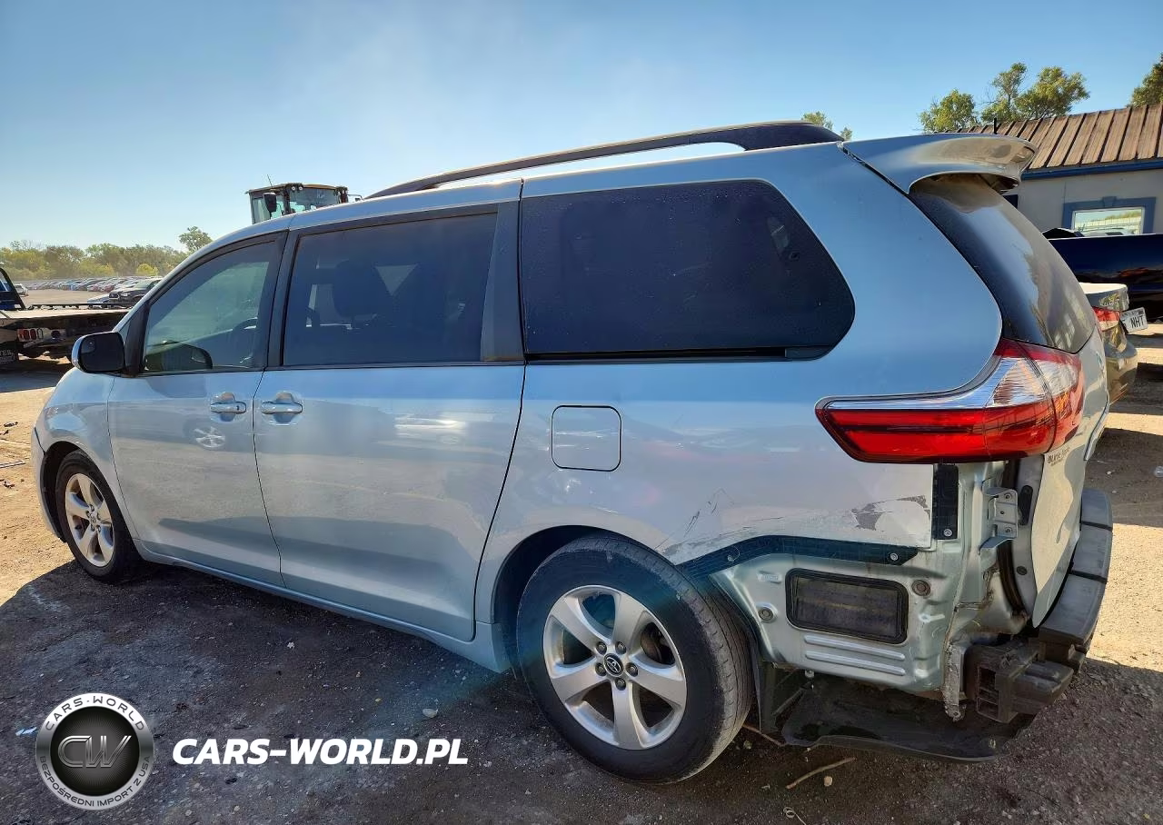 2015 Toyota Sienna Le VIN:5TDKK3DC4FS595420 - 2
