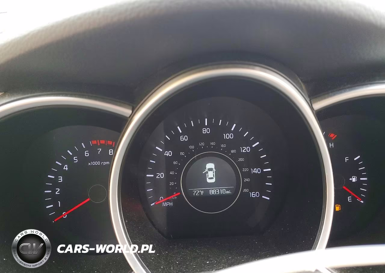 2015 Kia Optima Lx VIN:KNAGM4A72F5649913 - 9