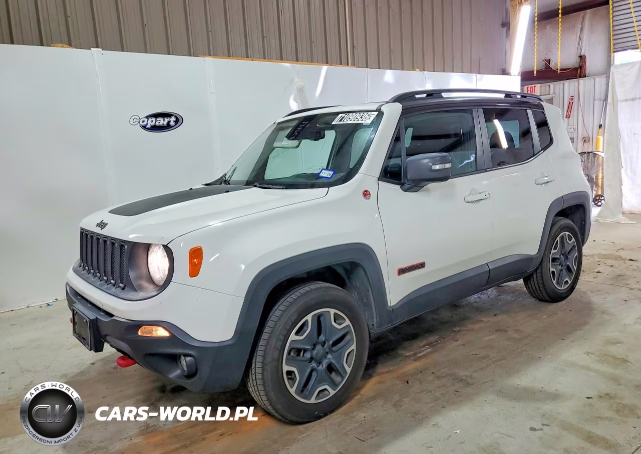 2016 Jeep Renegade Trailhawk VIN:ZACCJBCT3GPC81811 - 1