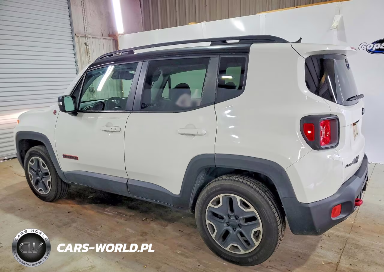 2016 Jeep Renegade Trailhawk VIN:ZACCJBCT3GPC81811 - 2