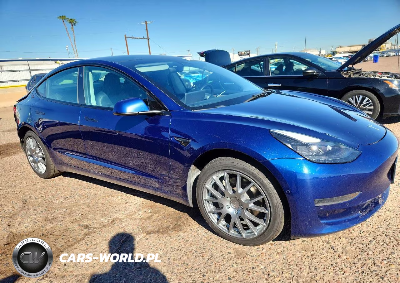 2022 Tesla Model 3 VIN:5YJ3E1EA8NF369784 - 4