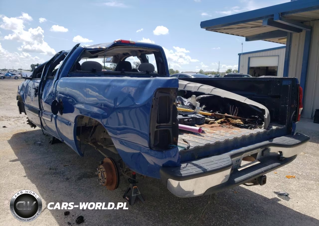 2004 Chevrolet Silverado C1500 VIN:1GCEC19V24Z318852 - 3