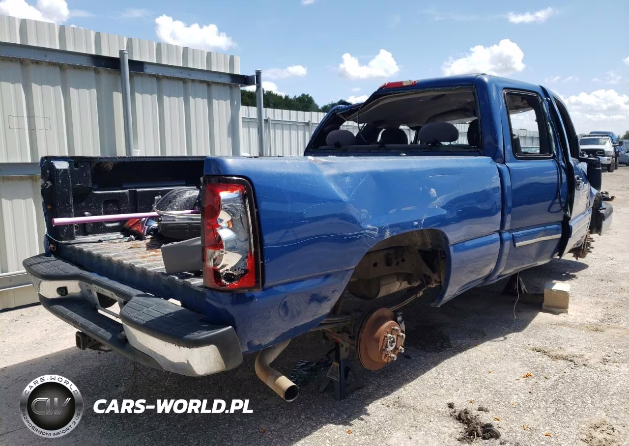 2004 Chevrolet Silverado C1500 VIN:1GCEC19V24Z318852 - 4