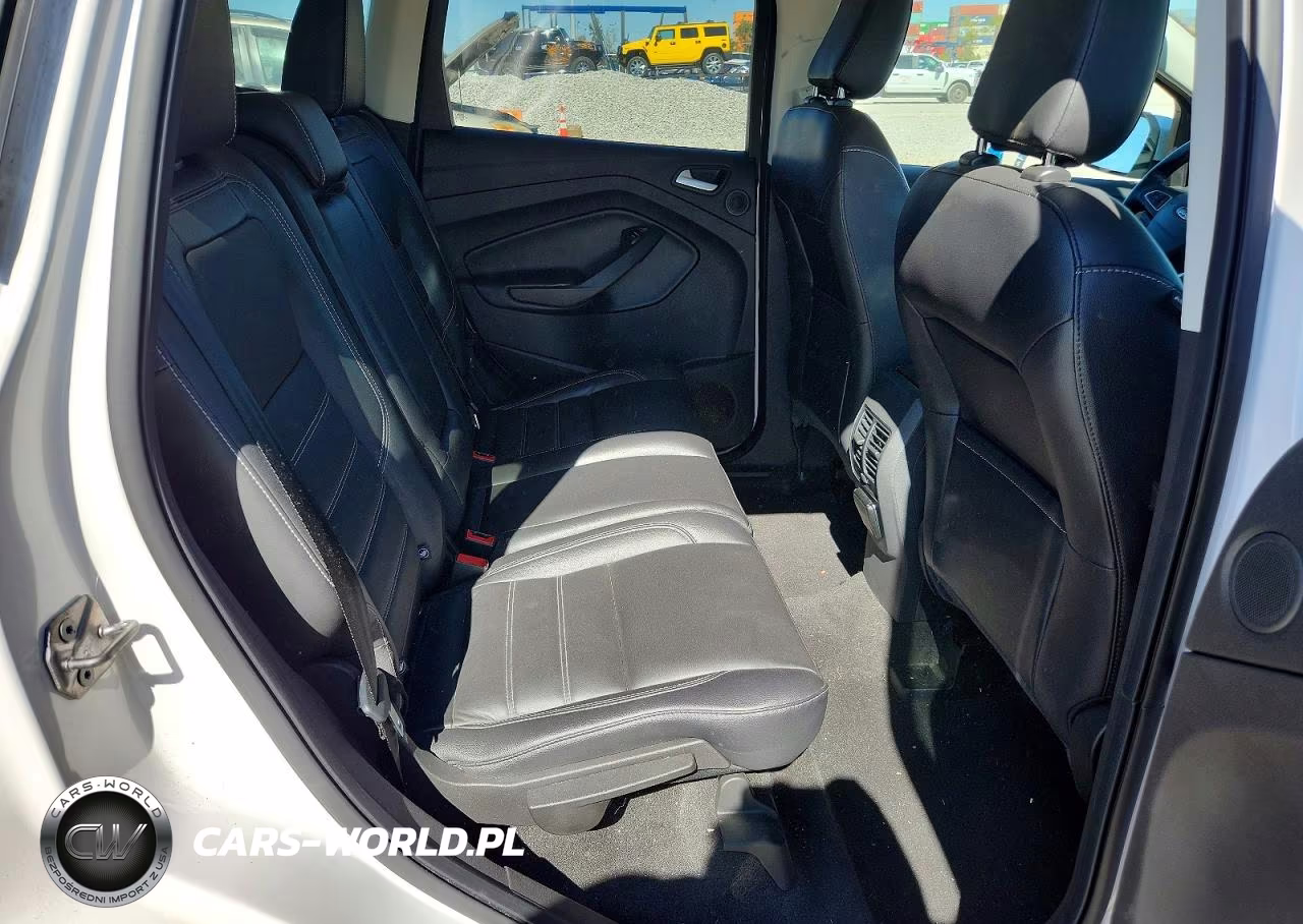 2018 Ford Escape Titanium VIN:1FMCU9J90JUD42606 - 11