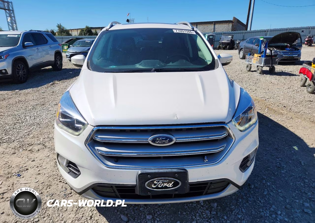 2018 Ford Escape Titanium VIN:1FMCU9J90JUD42606 - 5