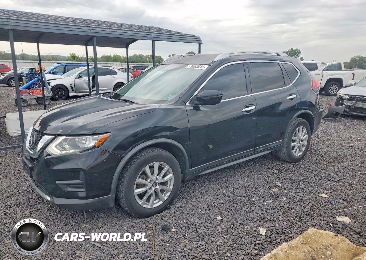 2018 Nissan Rogue Sv