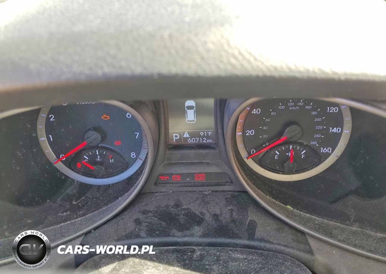 2015 Hyundai Santa Fe Sport 2.4L VIN:5XYZU3LBXFG273332 - 9