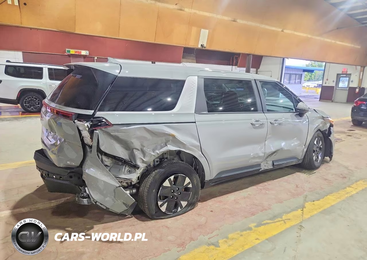 2027 Kia Carnival Lxs VIN:KNDNB5KA9V6199833 - 3
