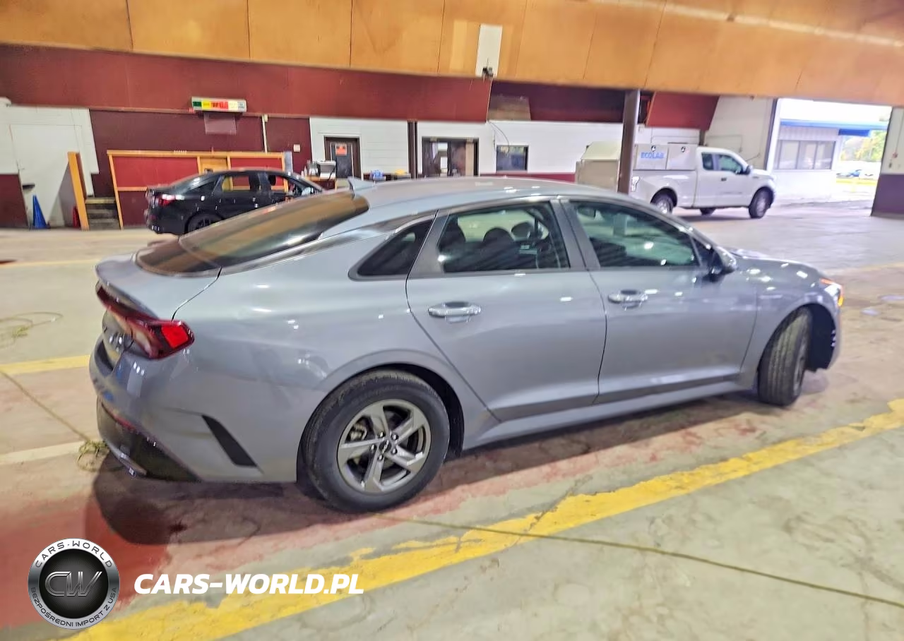 2023 Kia K5 Lxs VIN:5XXG14J2XPG211637 - 3