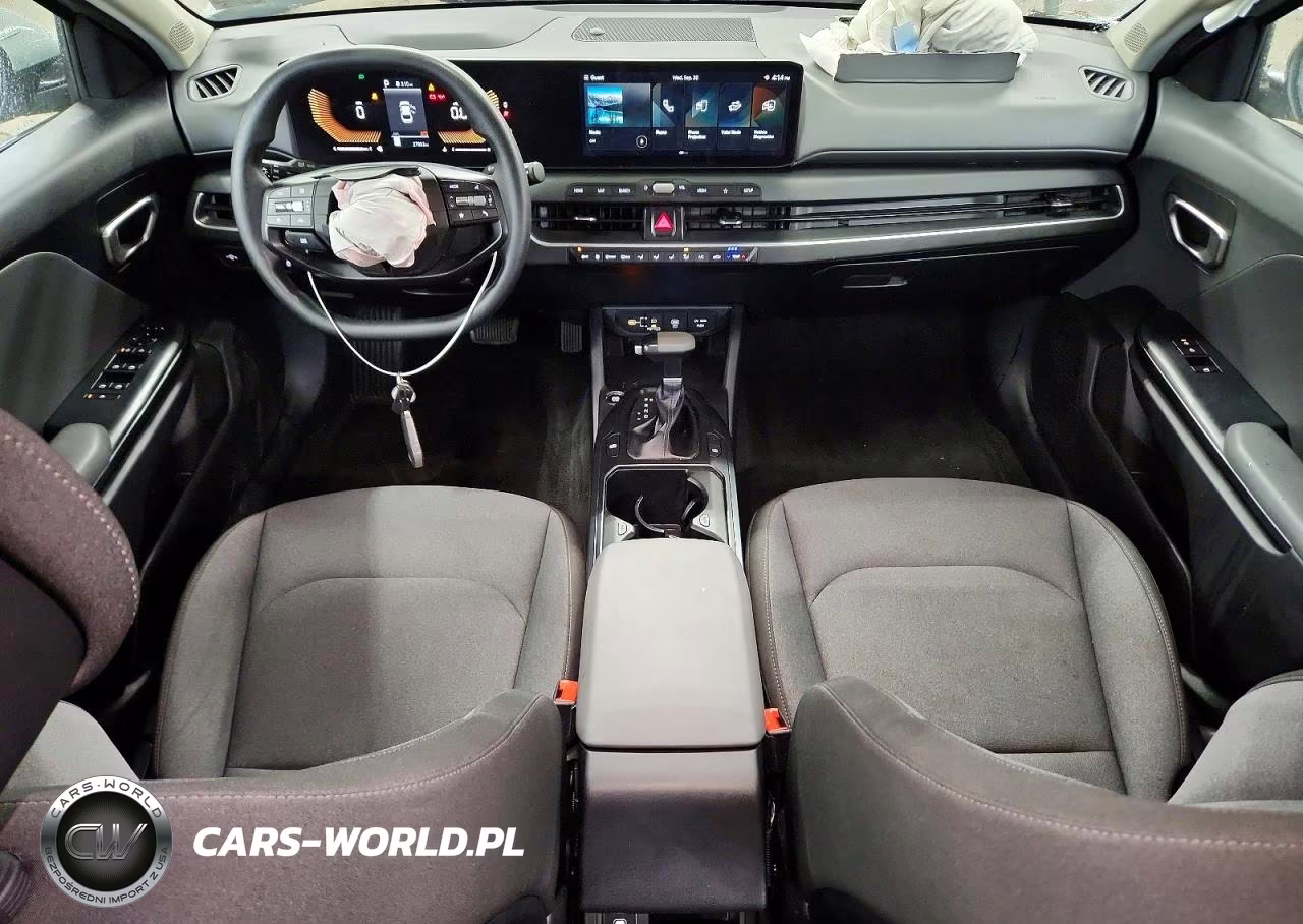 2025 Kia K4 Lxs VIN:3KPFT4DE8SE111341 - 8