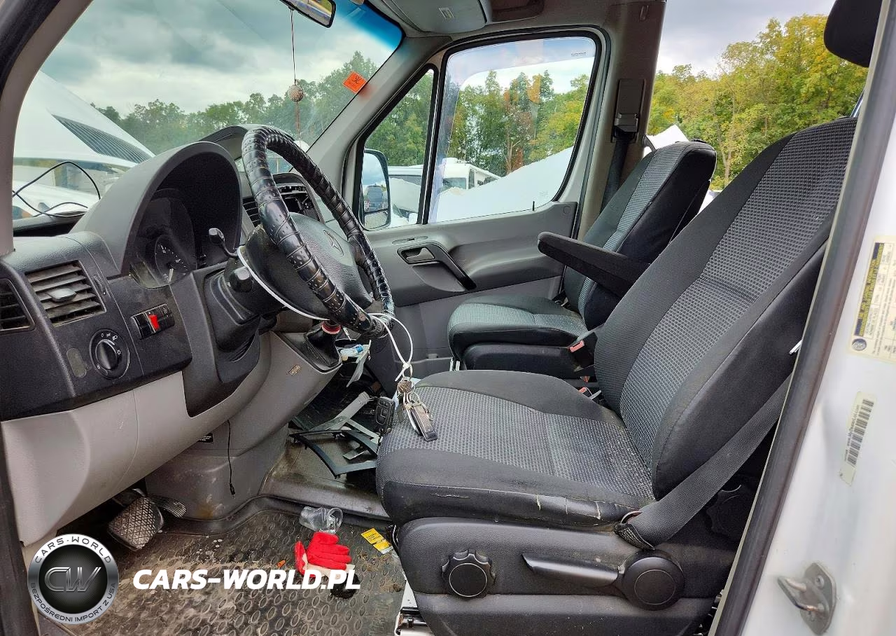2010 Mercedes-Benz Sprinter 2500 VIN:WDZPE8CC6A5455542 - 7