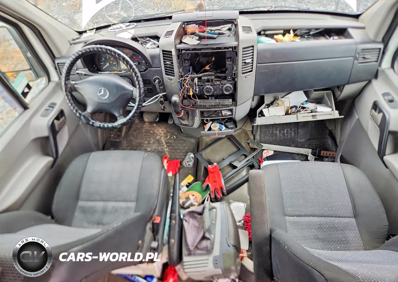 2010 Mercedes-Benz Sprinter 2500 VIN:WDZPE8CC6A5455542 - 8