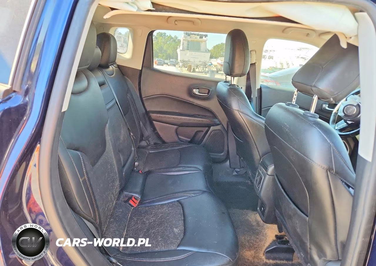 2018 Jeep Compass Latitude VIN:3C4NJDBB7JT423333 - 11