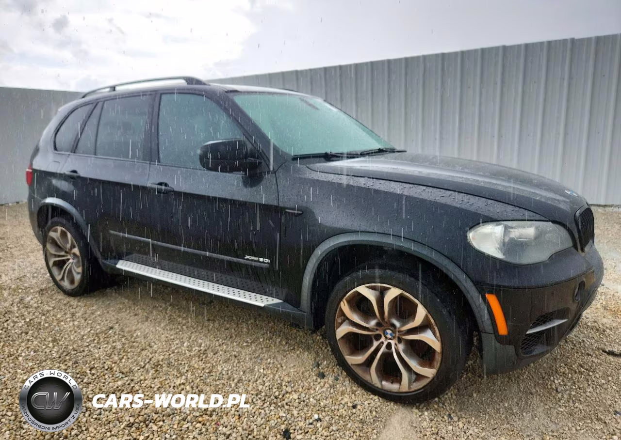 2011 BMW X5 xDrive50I VIN:5UXZV8C50BL421621 - 4