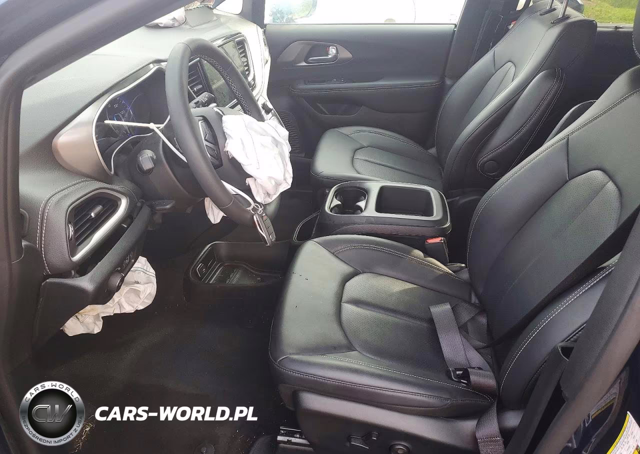 2025 Chrysler Pacifica Select VIN:2C4RC1BG5SR604733 - 7