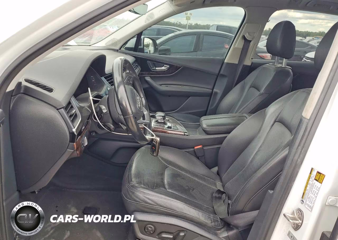 2017 Audi Q7 Premium Plus VIN:WA1LAAF78HD028342 - 7