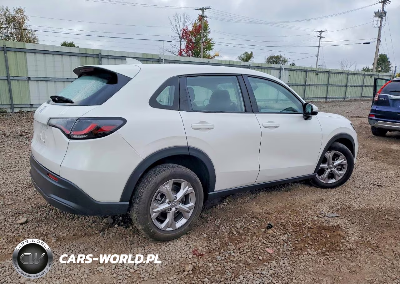 2024 Honda Hr-V Lx VIN:3CZRZ2H32RM781230 - 3
