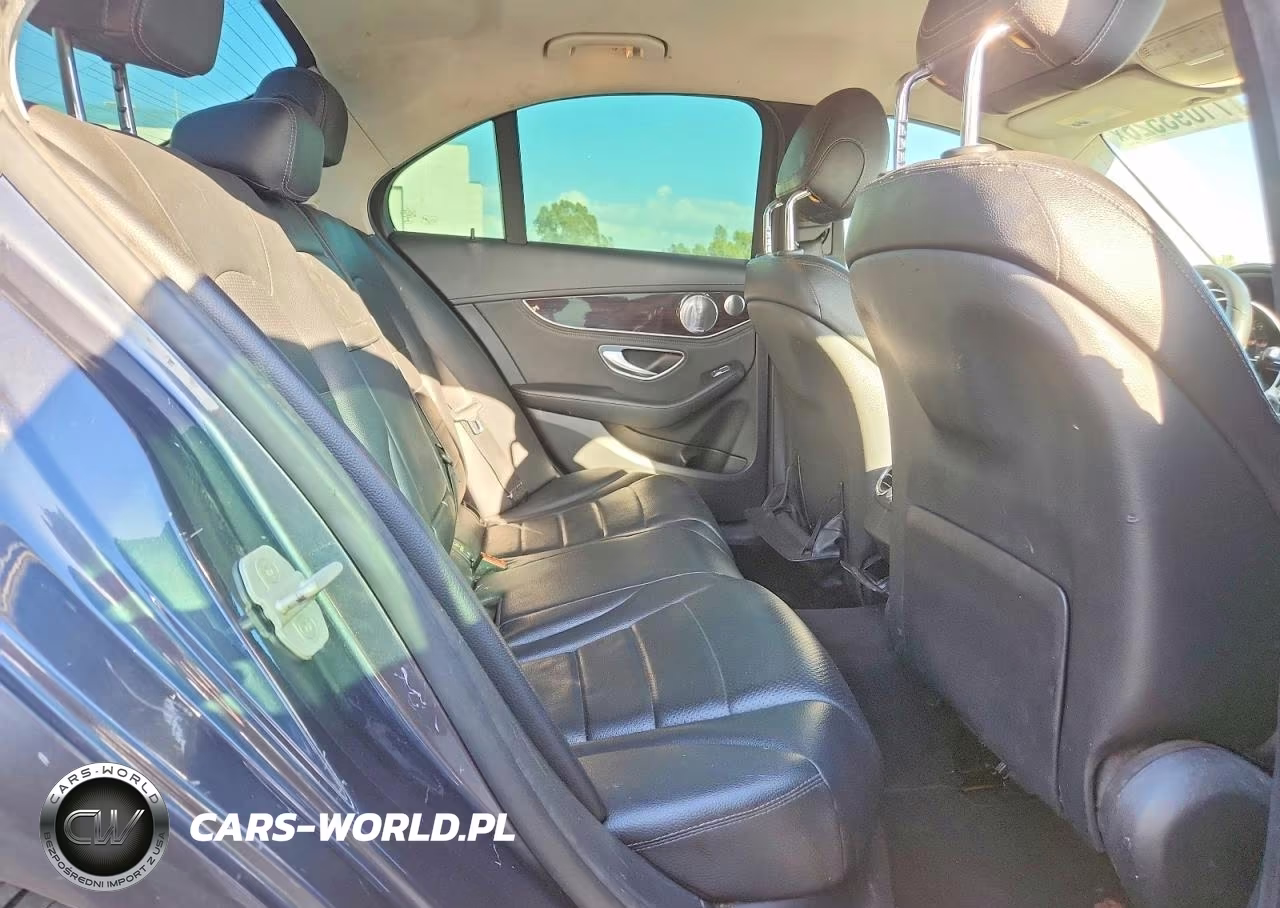 2015 Mercedes-Benz C 300 VIN:55SWF4JB8FU086005 - 10
