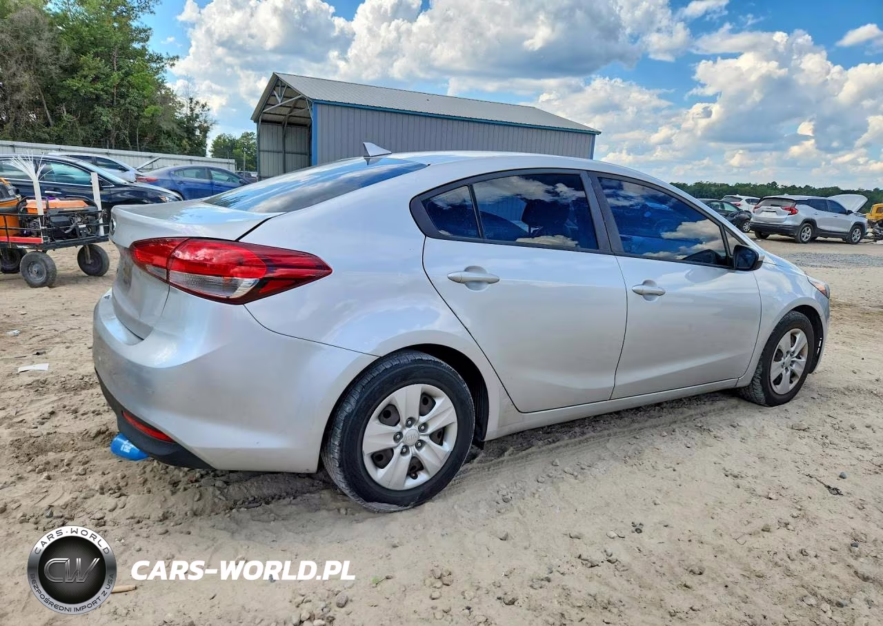 2017 Kia Forte Lx VIN:3KPFL4A72HE118705 - 3