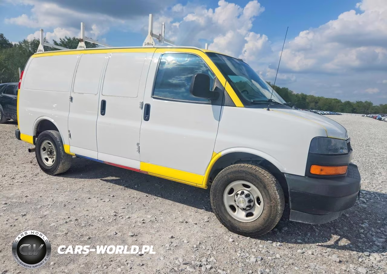 2020 Chevrolet Express G3500 VIN:1GCZGGFG5L1262112 - 4