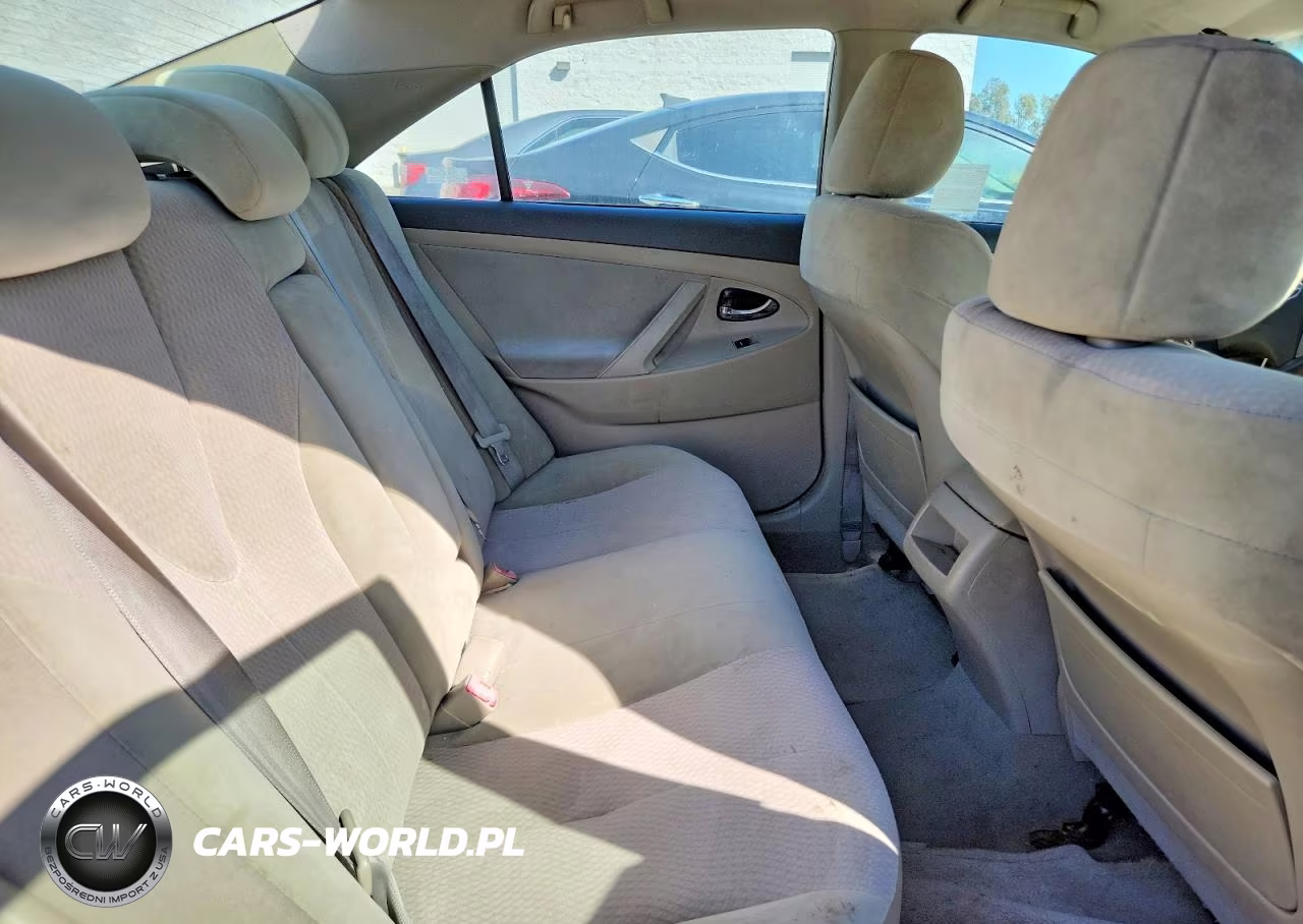 2010 Toyota Camry Le VIN:4T4BF3EK6AR008635 - 10