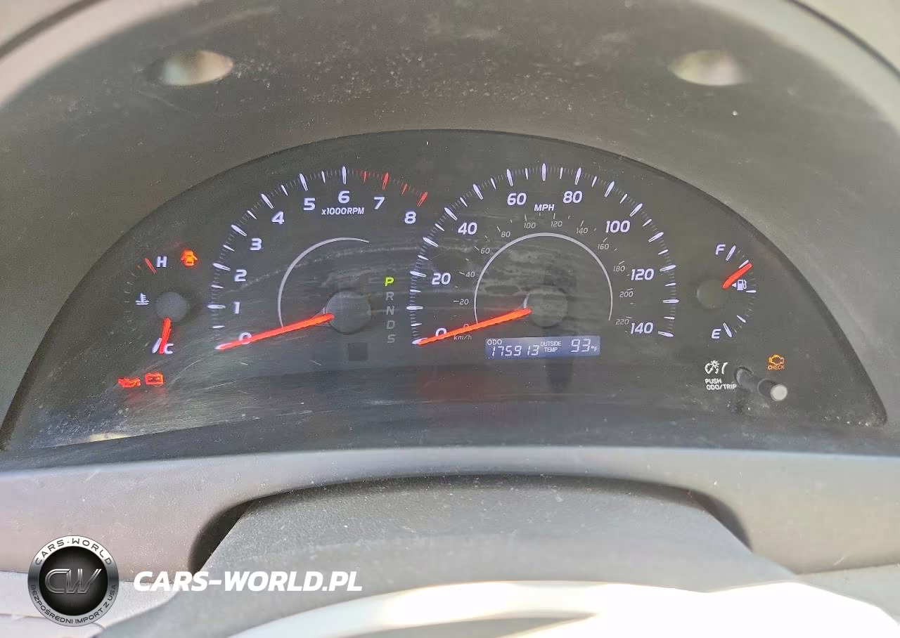 2010 Toyota Camry Le VIN:4T4BF3EK6AR008635 - 9