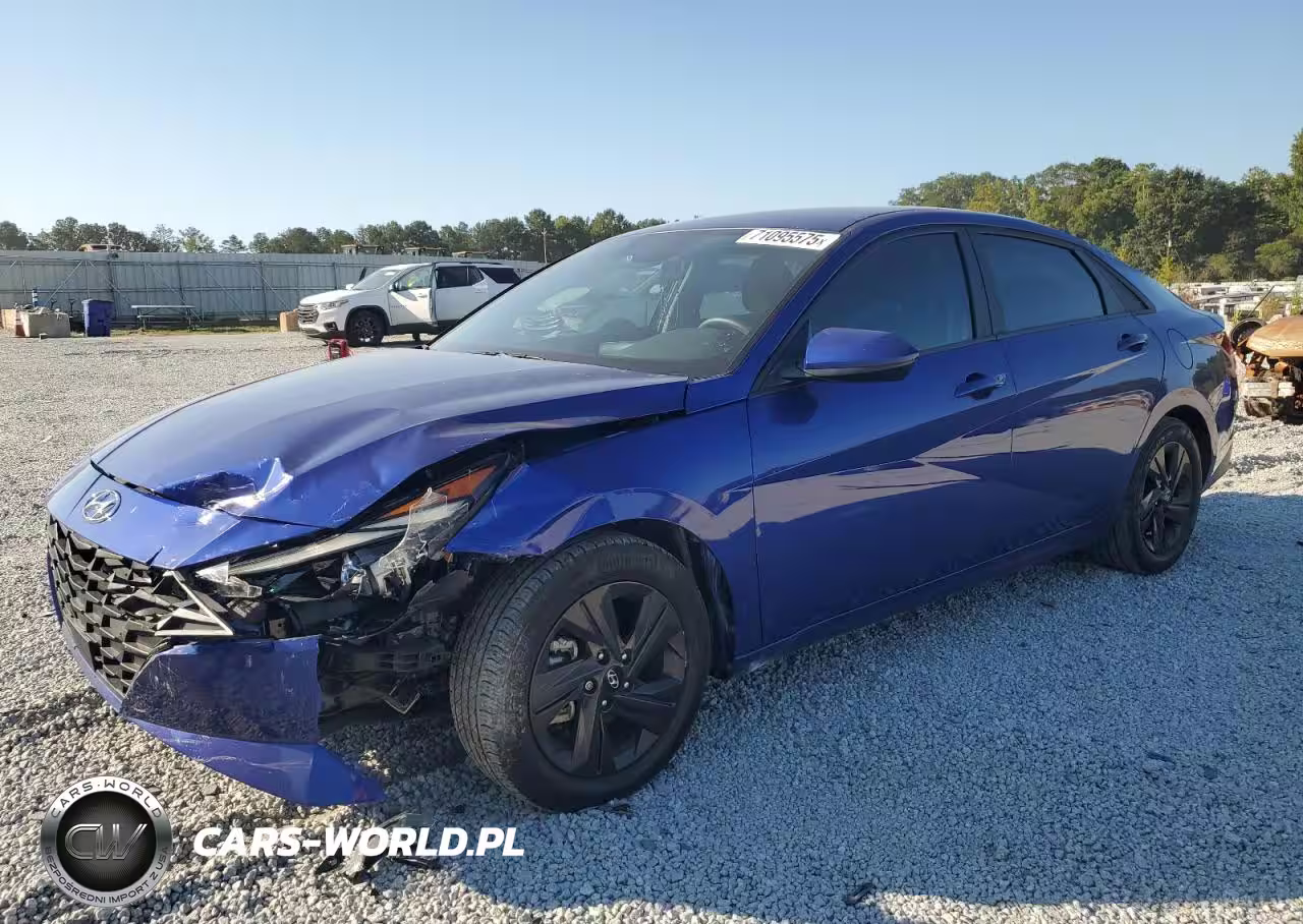 2022 Hyundai Elantra Sel