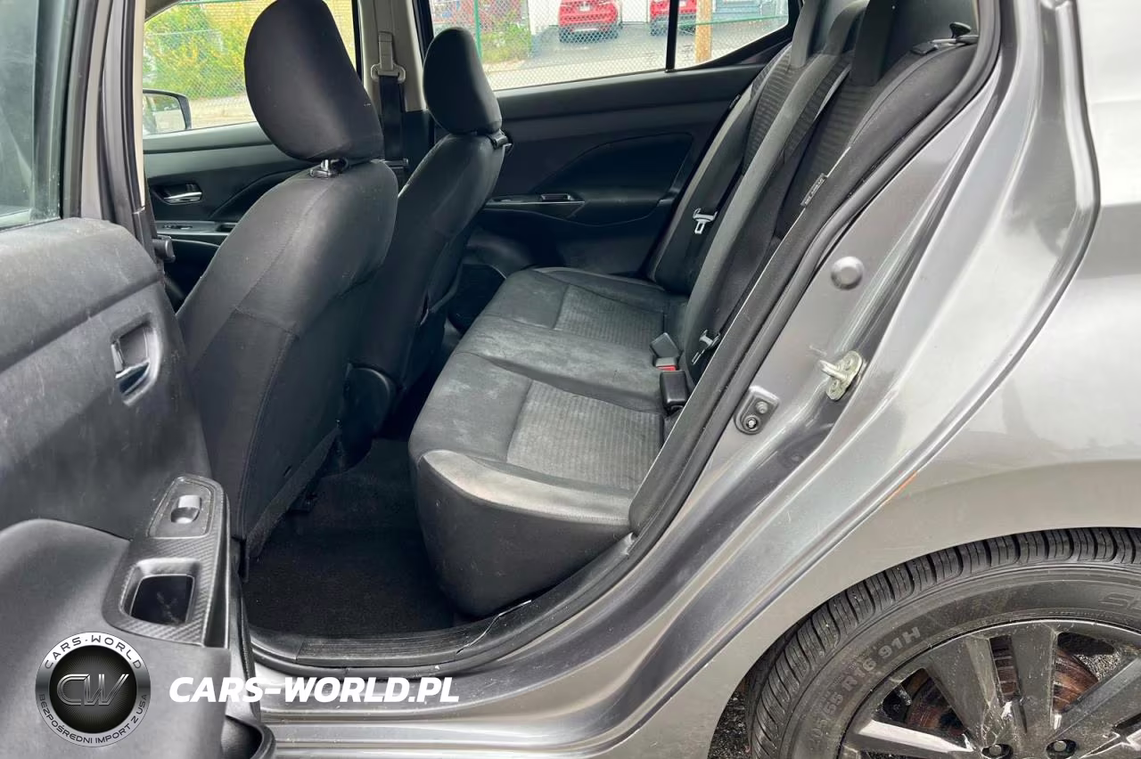 2021 Nissan Versa Sv VIN:3N1CN8EV1ML843704 - 6