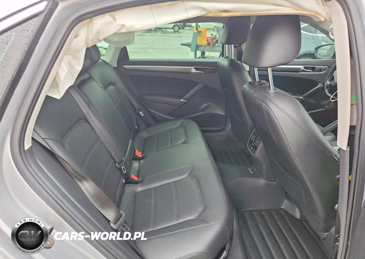 2017 Volkswagen Passat Se VIN:1VWGT7A34HC009542 - 10