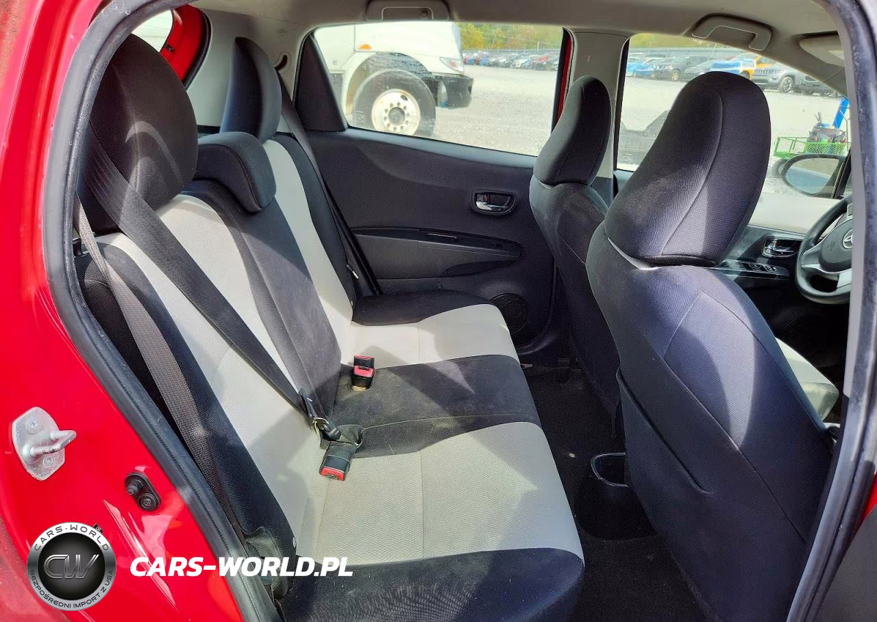 2014 Toyota Yaris 5-Door Le VIN:JTDKTUD35ED583256 - 10