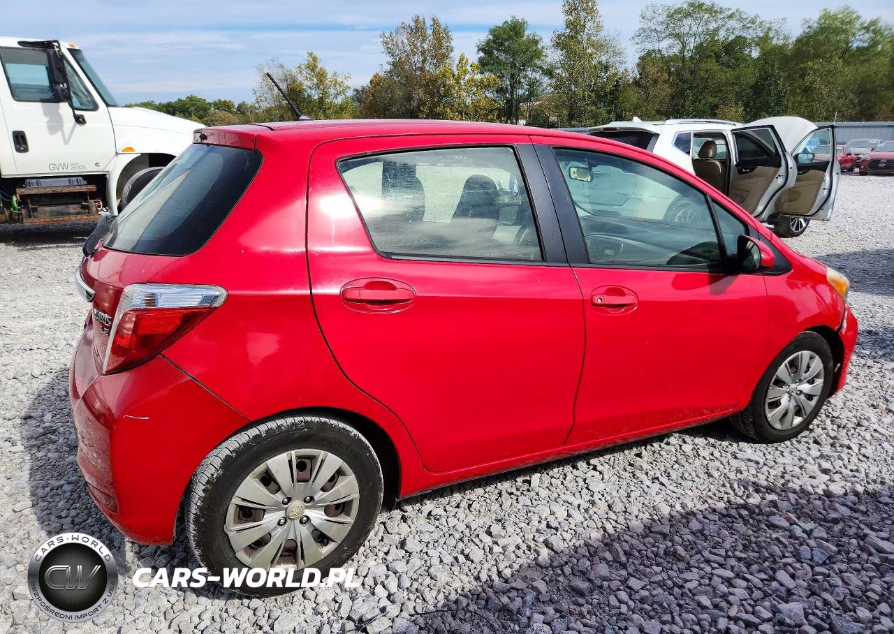 2014 Toyota Yaris 5-Door Le VIN:JTDKTUD35ED583256 - 3
