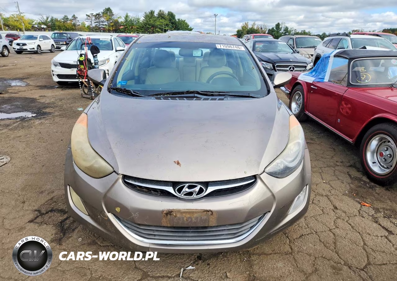 2012 Hyundai Elantra Gls VIN:5NPDH4AE9CH146643 - 5