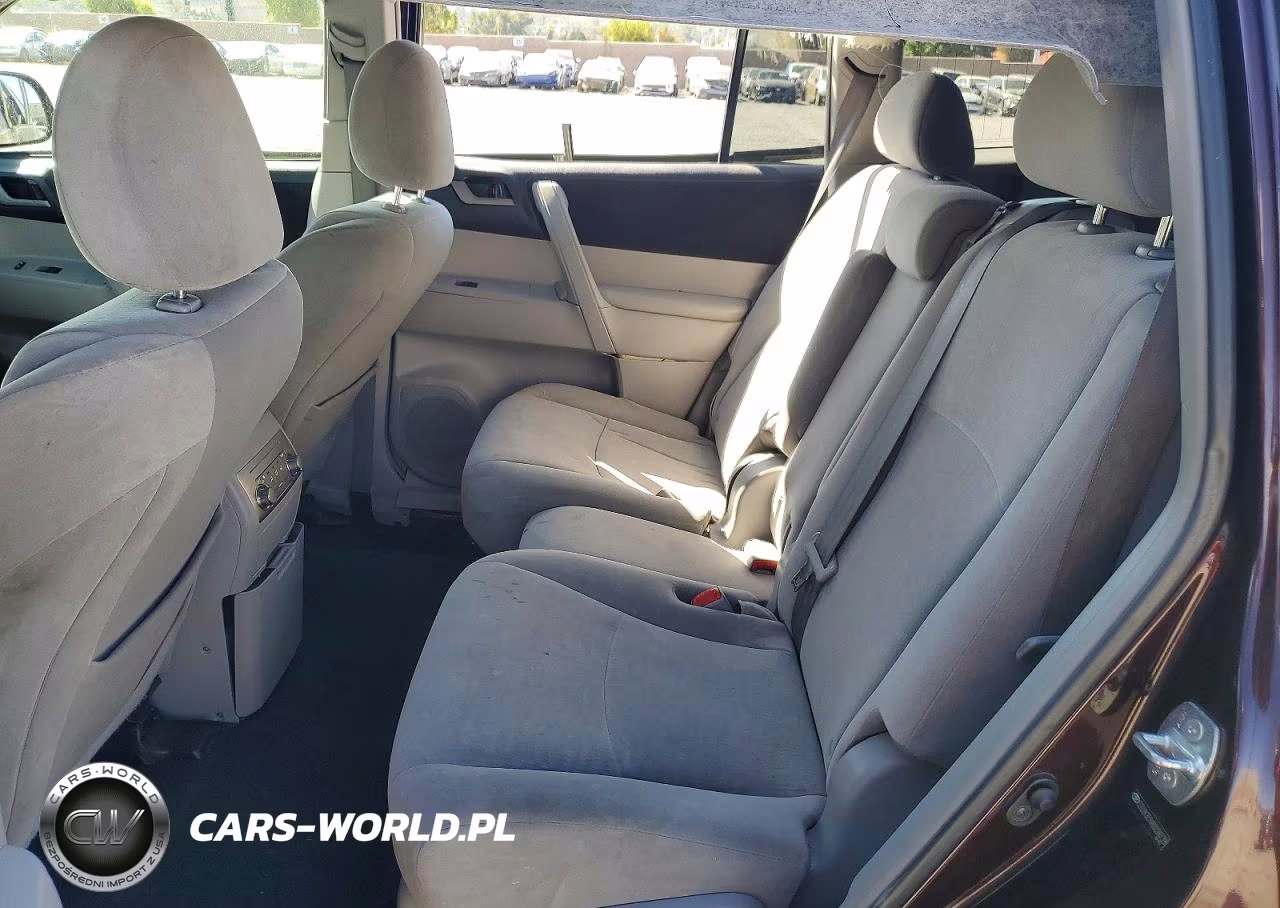 2011 Toyota Highlander Base VIN:5TDZK3EH4BS028739 - 11