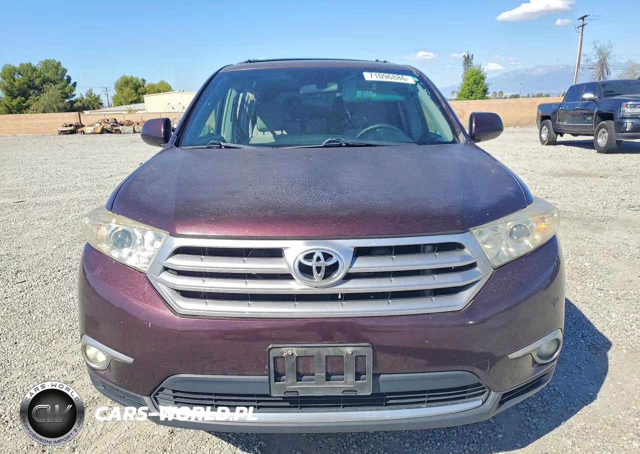 2011 Toyota Highlander Base VIN:5TDZK3EH4BS028739 - 5