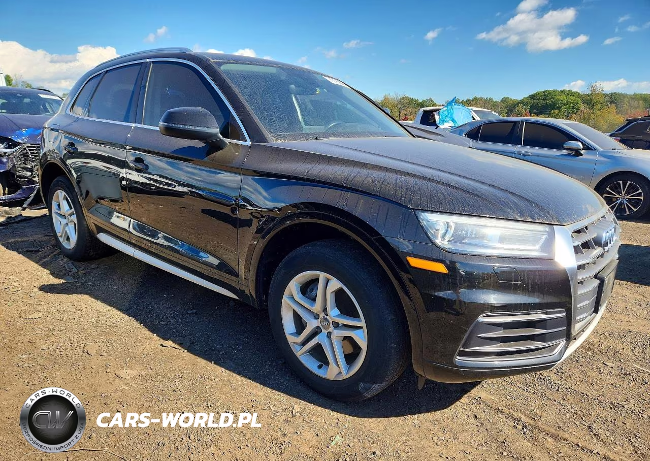 2019 Audi Q5 Premium VIN:WA1ANAFY4K2106087 - 4