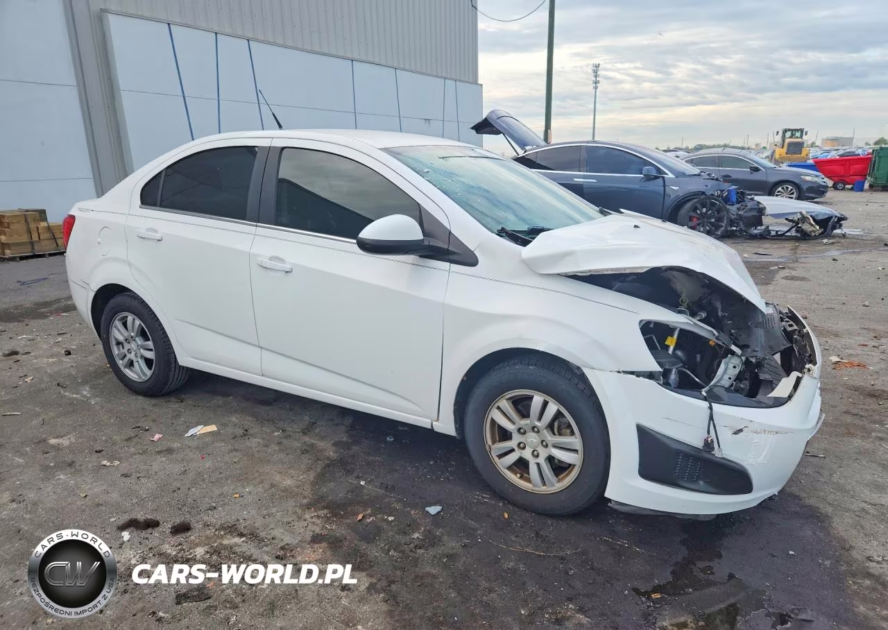 2014 Chevrolet Sonic Lt VIN:1G1JC5SH8E4241020 - 4