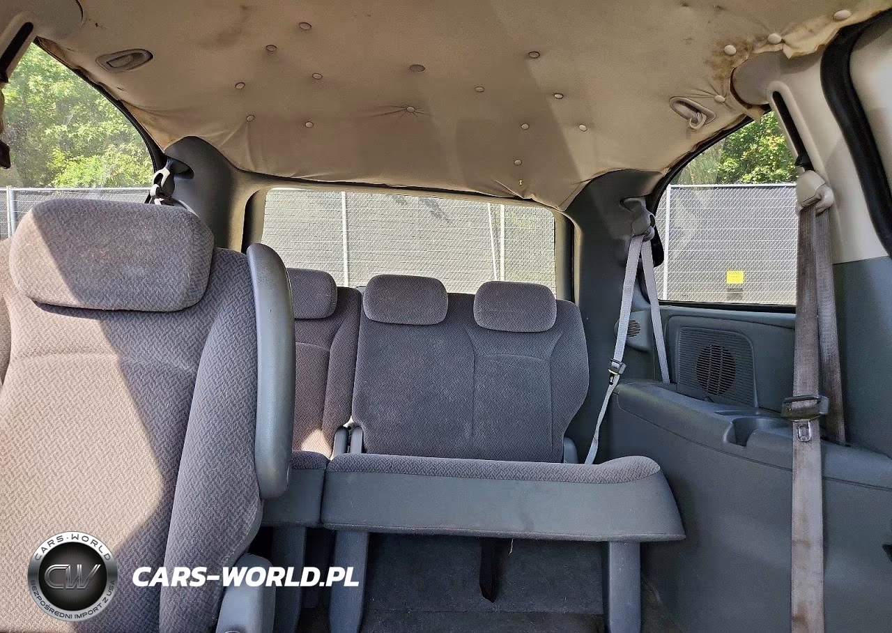 2006 Chrysler Town & Country Lx VIN:2A4GP44R06R832926 - 10