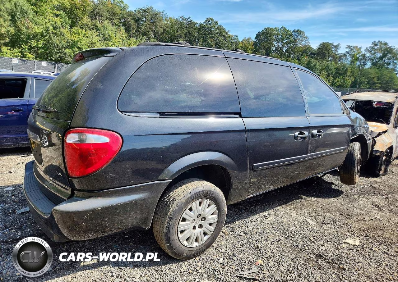 2006 Chrysler Town & Country Lx VIN:2A4GP44R06R832926 - 3