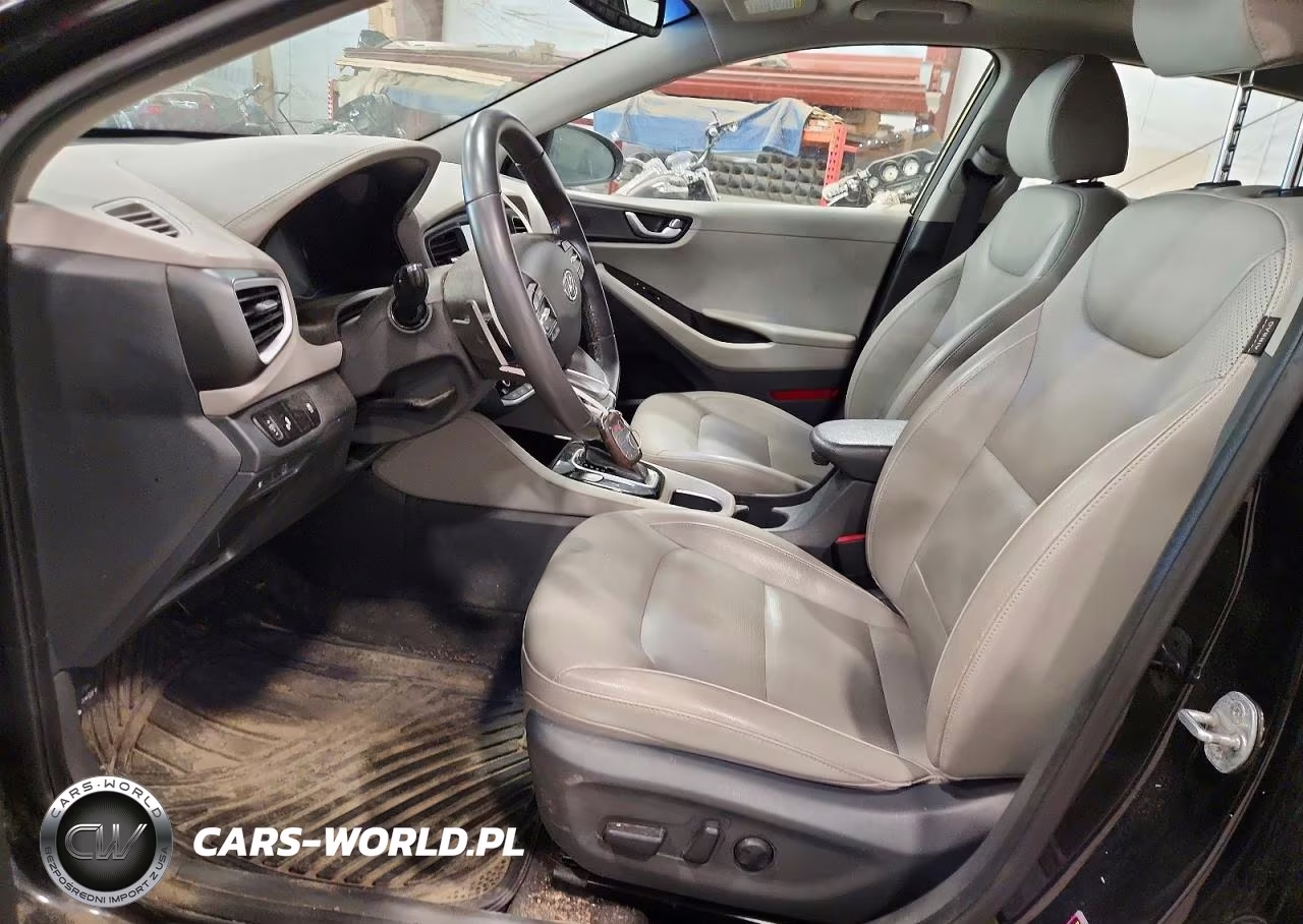 2018 Hyundai Ioniq Limited VIN:KMHC85LC1JU084795 - 7