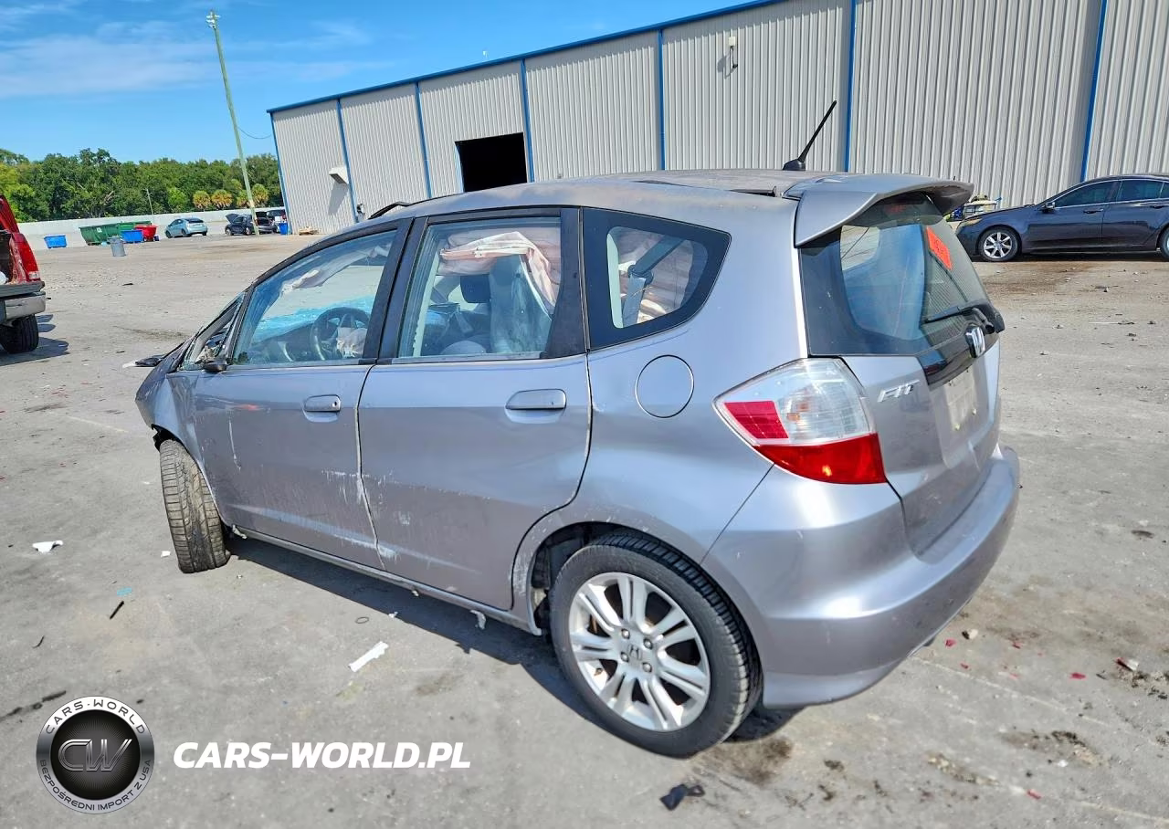 2010 Honda Fit Sport VIN:JHMGE8H46AS027696 - 2