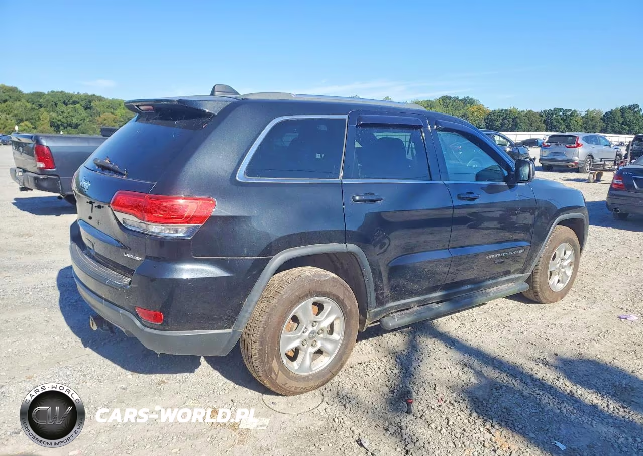 2014 Jeep Grand Cherokee Laredo VIN:1C4RJFAG4EC177773 - 3
