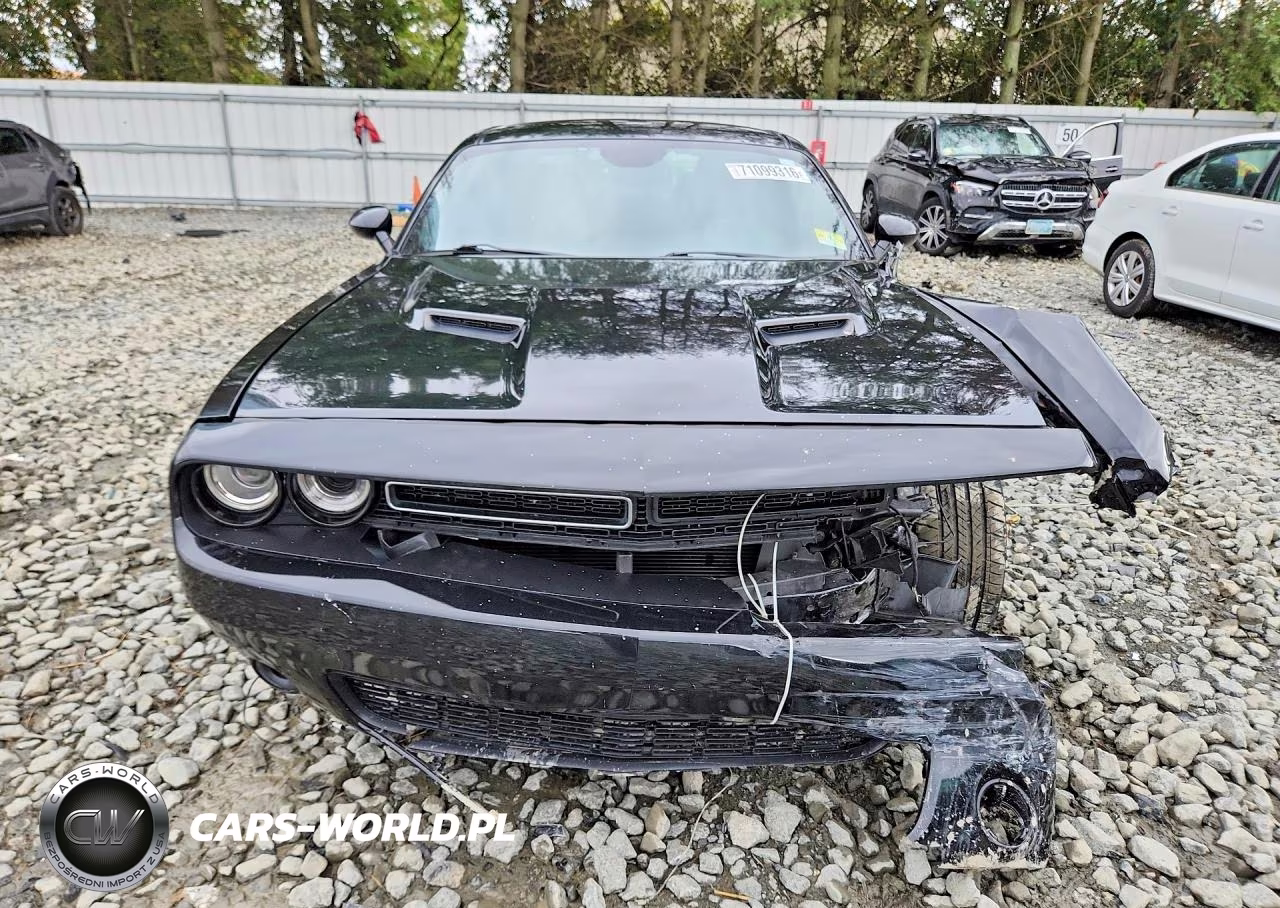 2021 Dodge Challenger Sxt VIN:2C3CDZAG1MH542523 - 5